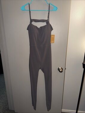 Activebyteal Women’s Bodysuit in “Ribbed Smoke Grey”